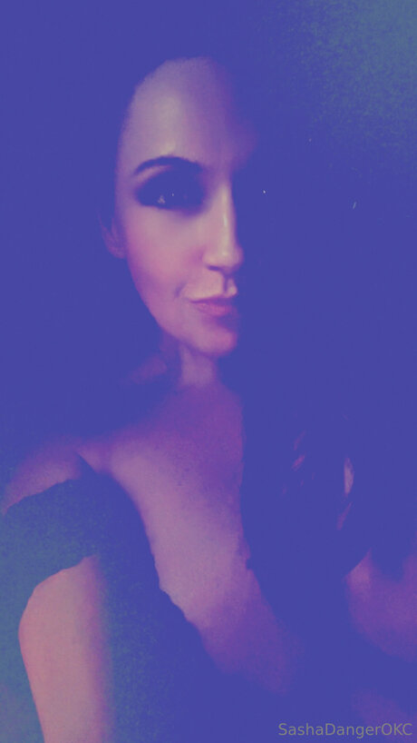 Sasha Danger OKC nackt freie galerien