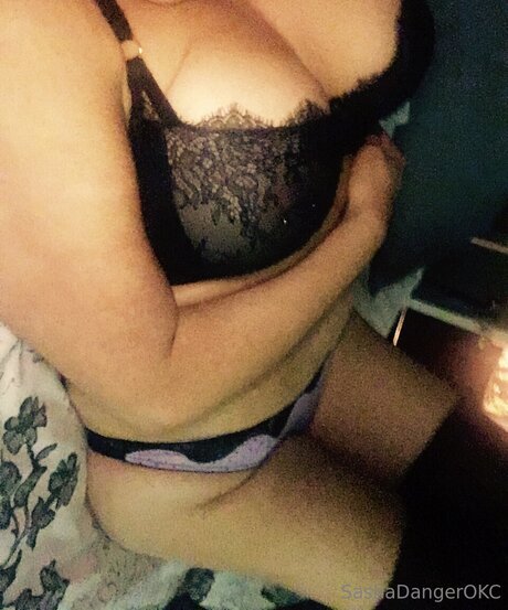 Sasha Danger OKC kostenlose pornografische galerien