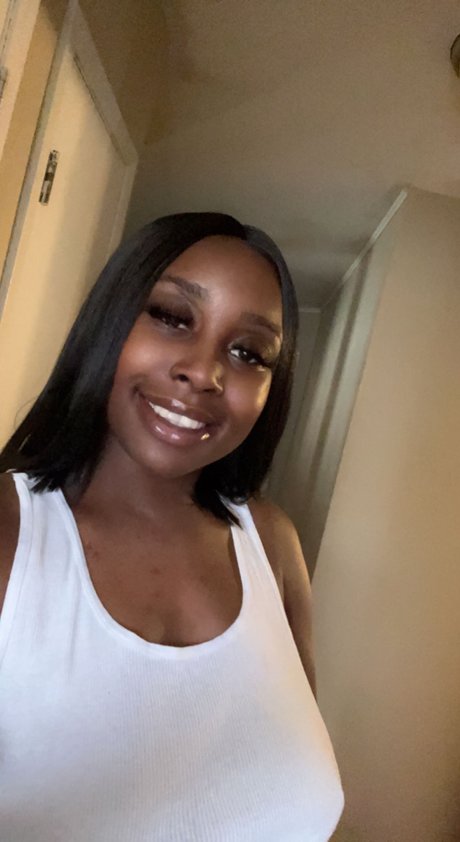 Sexy chocolate schauspielerin sexy bild