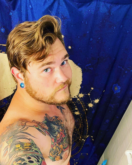 Ryan Muninn nacktheit xxx archiv