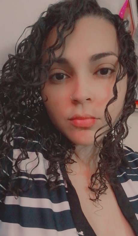 bikini ginger onlyfans erotische schöne bild