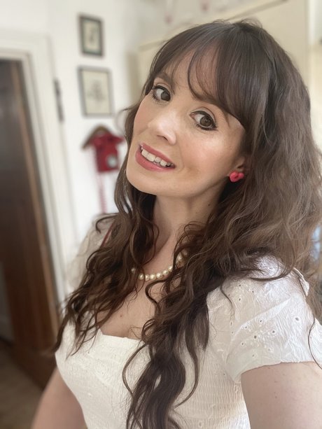 _Luna Deleis_ model top archiv