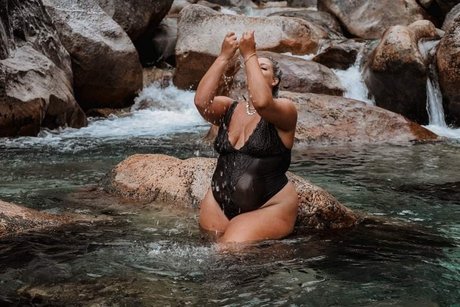 Megan Lauranne sexy akt fotos