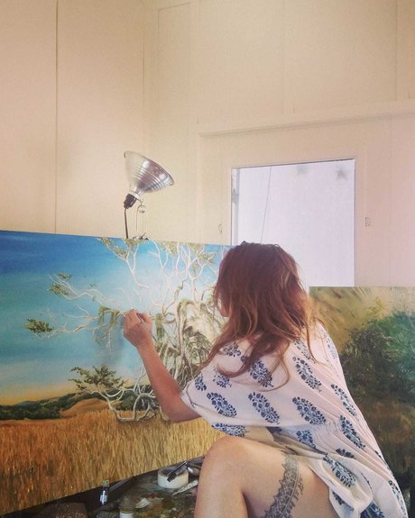 The Naked Artist_ nackt freie galerien