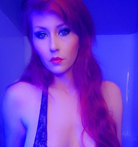 Julie Fox kunst nackten bilder