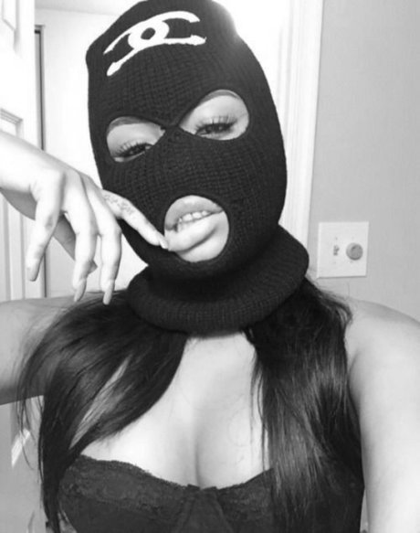 russische amateur-onlyfans freie akt archiv