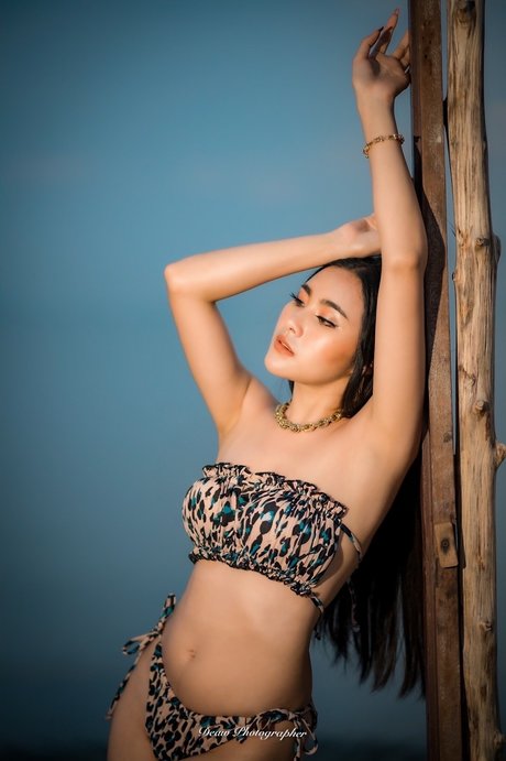 YayingYM pornografische pornostar foto