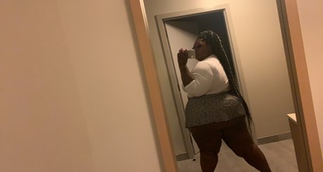 fette latina-muschi onlyfans kunst kostenlose foto