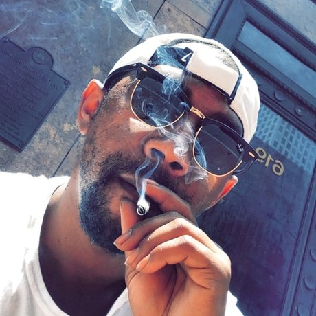 THE GENERAL porno xxx bild