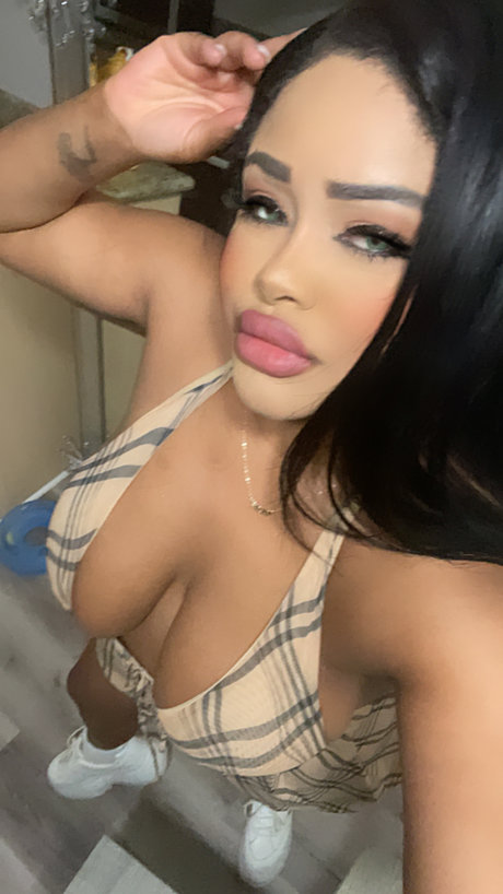 Mariah Lorene heiße hd foto