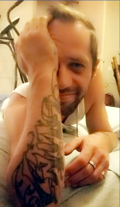 T Bone exklusive pornografische galerien