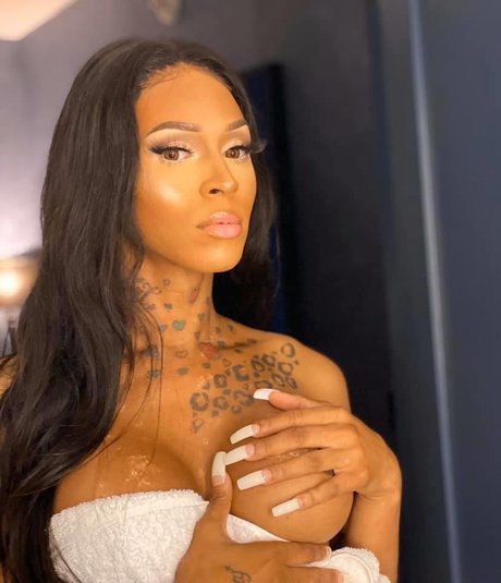 ShannyAnn freie nackten fotos