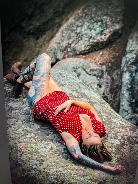 behaarte achseln onlyfans sexy archiv