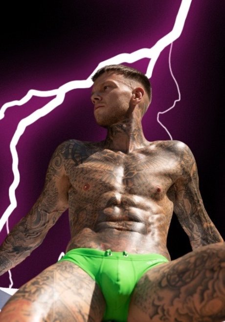 Elecy erwachsene schöne fotos