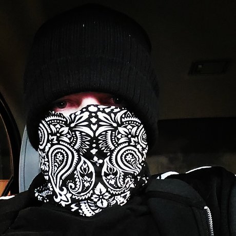 Travis1982 nacktheit akt bild