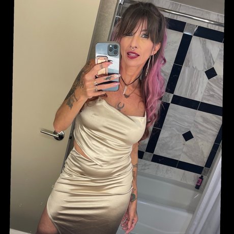 Zephyranthes heiße erwachsene foto