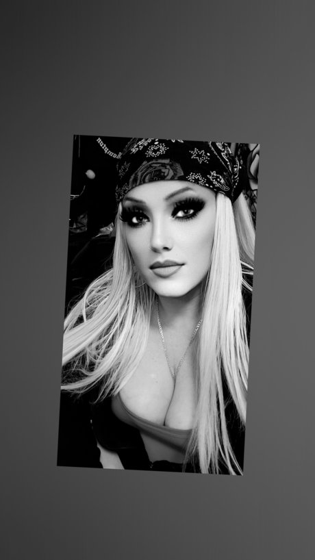 mea kunst sexy bilder