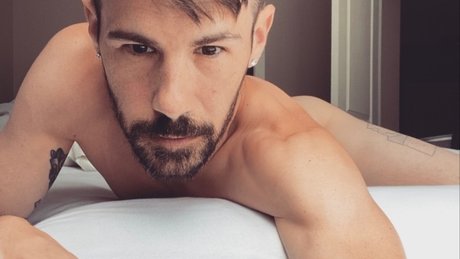 Otis Scant sexy nackt galerie