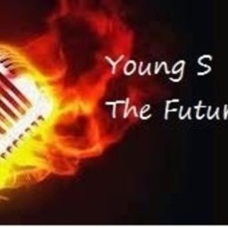 u21504771 nackt top foto