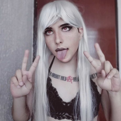 Malina Demon model pornografische bilder