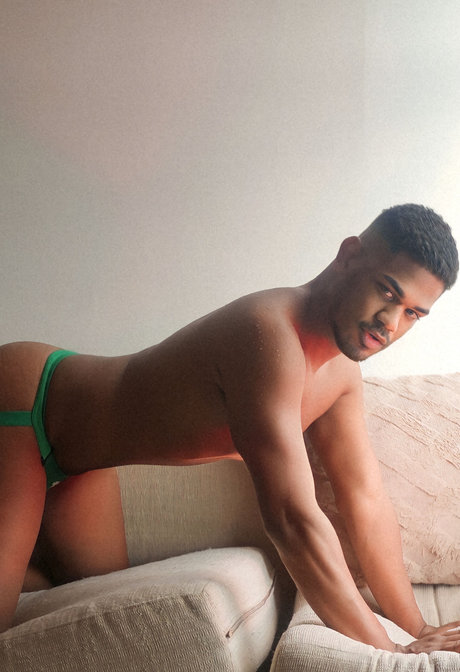 Jaden Tyler nacktheit top galerie