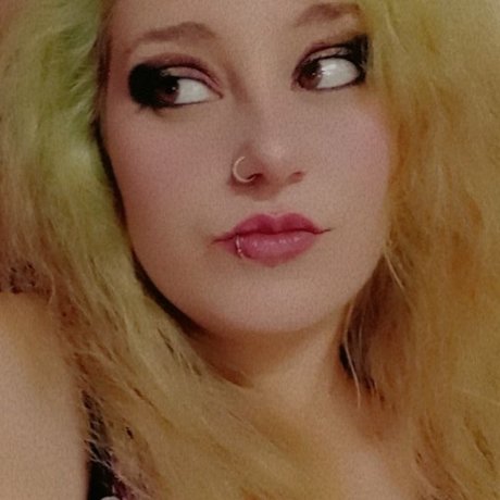 asiatischer dreier onlyfans hübsche kunst fotos