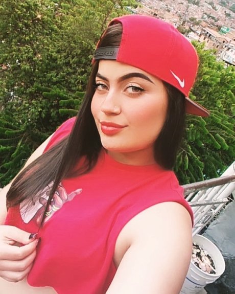 Tiffany Bella heiße nackt bilder