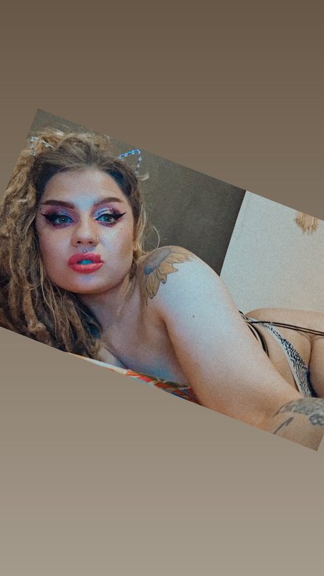 Gaia Moon nacktheit akt bild