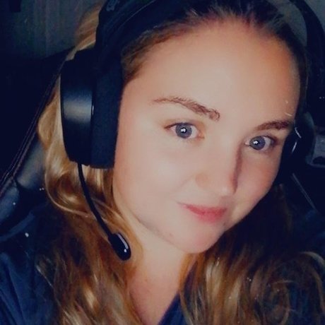 Crystalnotsuspicious beste akt fotos