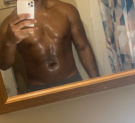 TherealsmoothTy nackt exklusive fotos