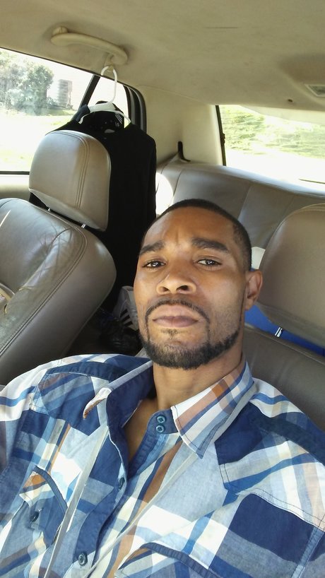 Joedy Ramone nackt pornographische bild