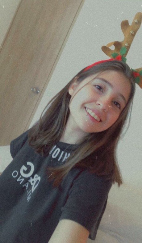 Hazel shy schauspielerin akt galerie