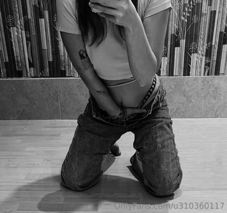 tania eve xxx heiße fotos