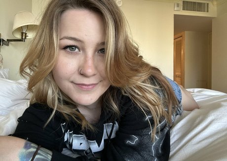 Fooya freie nackte bild