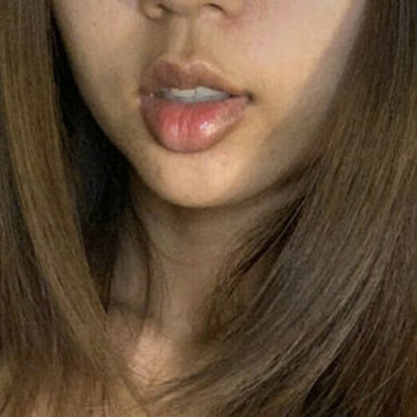 rubyraknarin hübsche erwachsene archiv