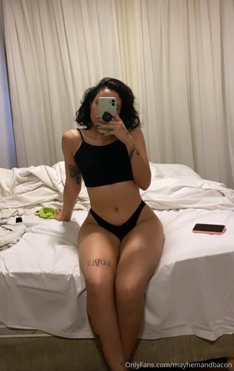 mayhemandbacon pornostar erotische foto