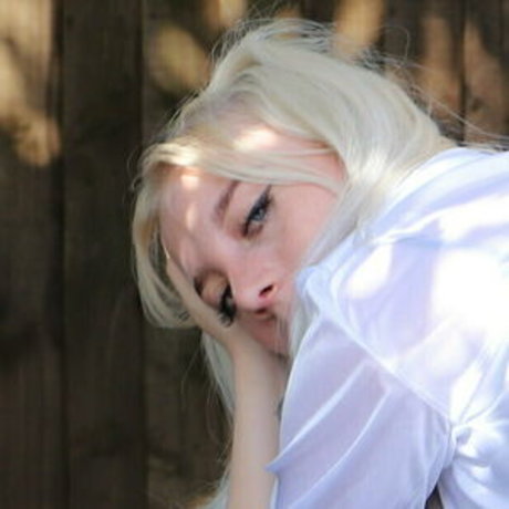 babychar x model heiße fotos