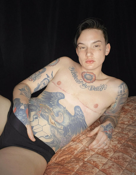 nikkihearts erwachsene exklusive galerien