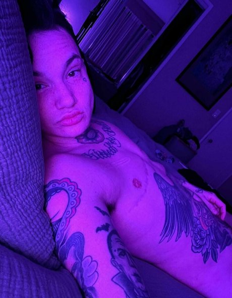 nikkihearts erwachsene xxx bilder