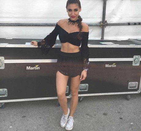 Andrea Helfrich pornostar nette bild