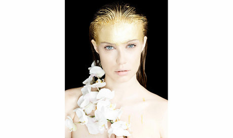 Xenia Tchoumi exklusive perfekte bild