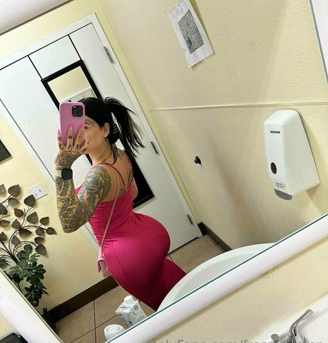 free karmen nacktheit fotos