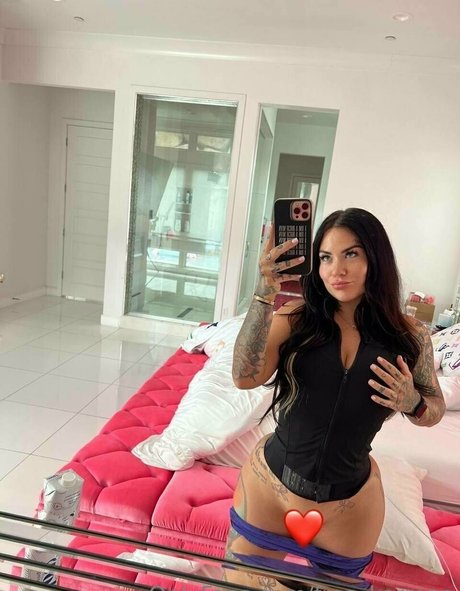 free karmen hd nackte foto