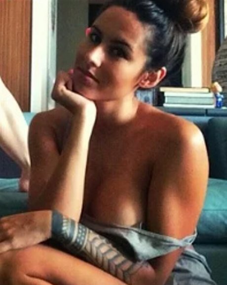 Khalyla Kuhn kunst porno archiv