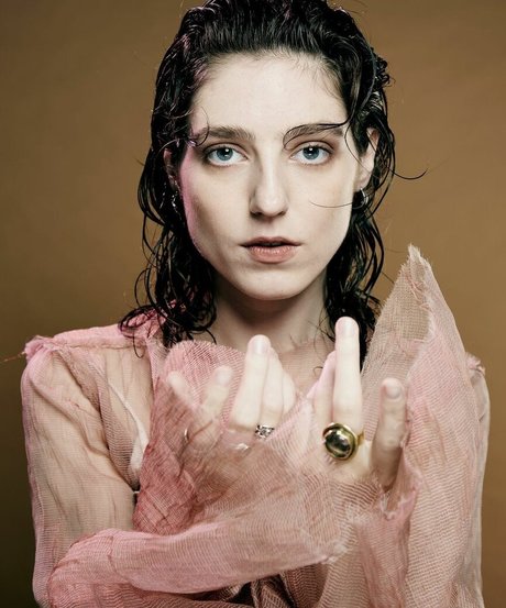 Jasmine van den Bogaerde model foto