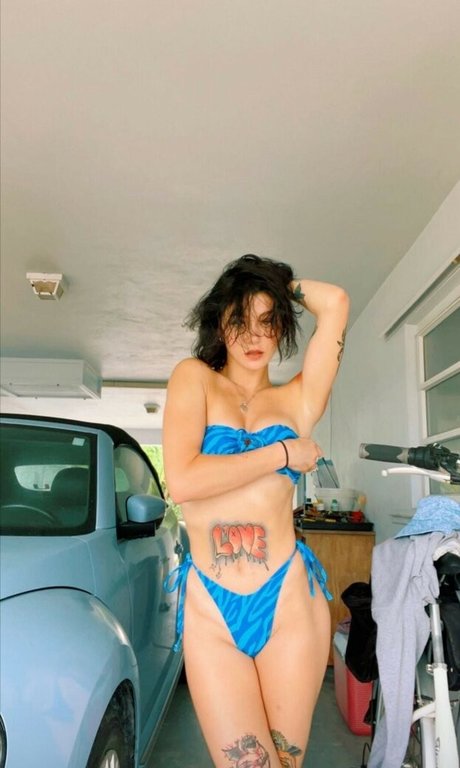 Sierra Wobb nackt foto