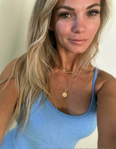 ezrapaige model perfekte fotos