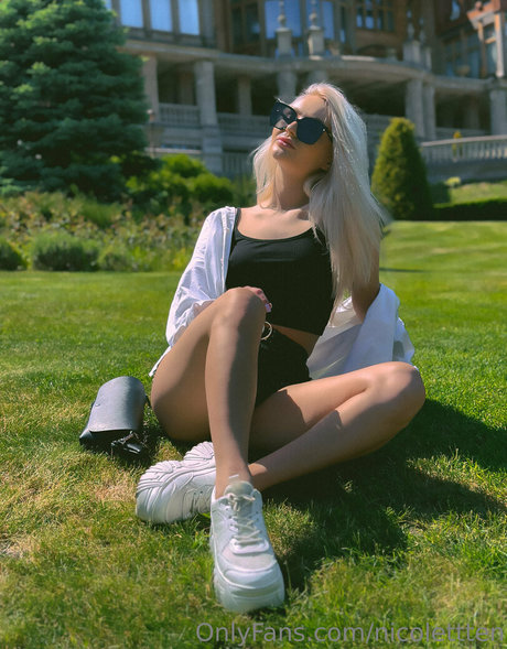 nicolettten Profilbild