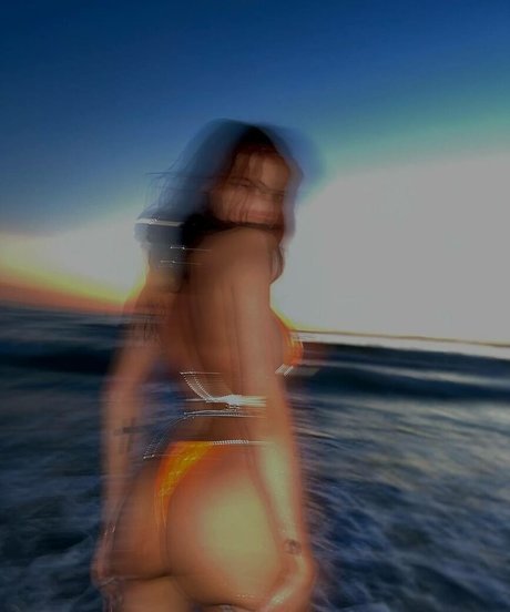 Anannke heiße exklusive foto