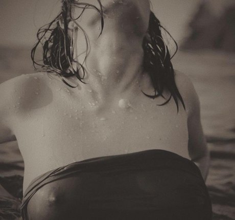 Anannke sexy beste foto